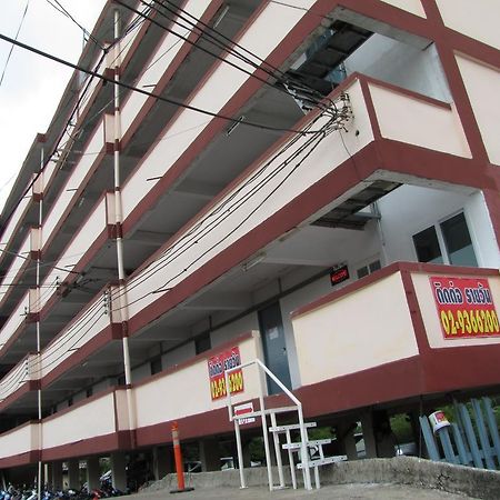Nr Guesthouse Bangkok Exterior photo