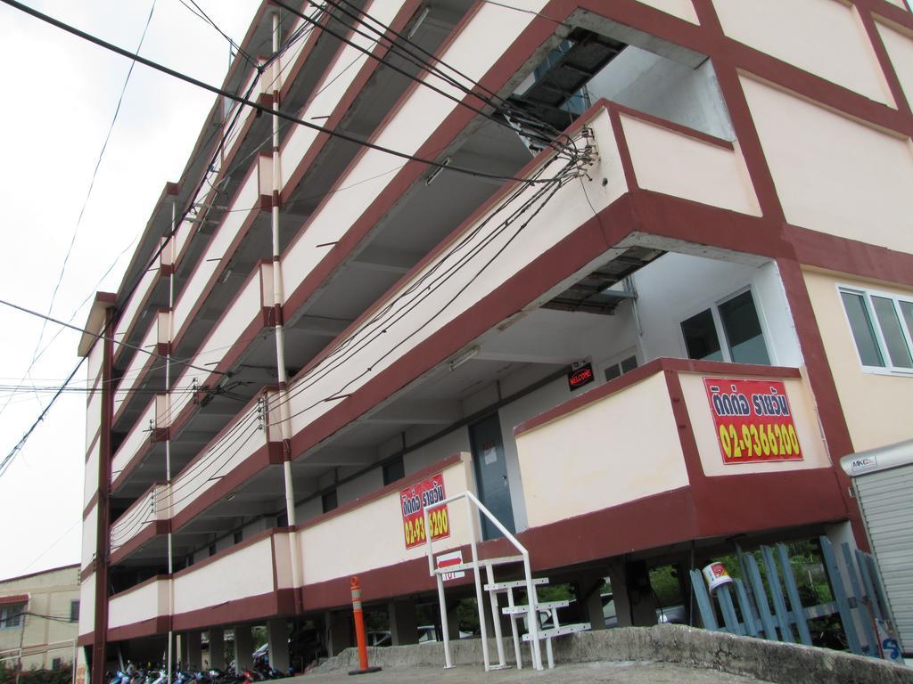 Nr Guesthouse Bangkok Exterior photo