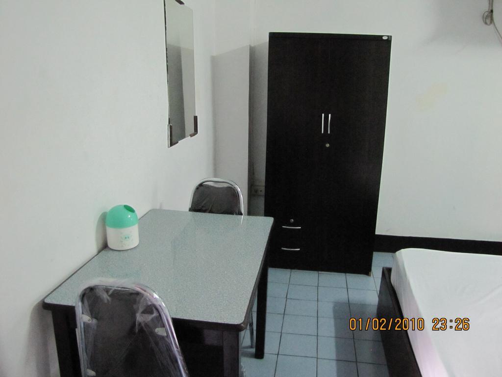 Nr Guesthouse Bangkok Room photo